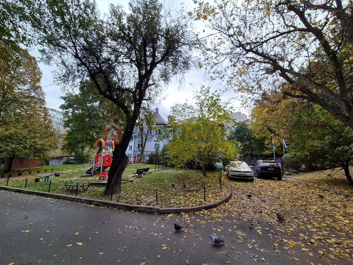 1 кім. квартира, 30 / 15 / 6.4 м? кв. м., 4/6 поверх фото 15 1 кім. квартира, 30 / 15 / 6.4 м? кв. м., 4/6 поверх фото 15