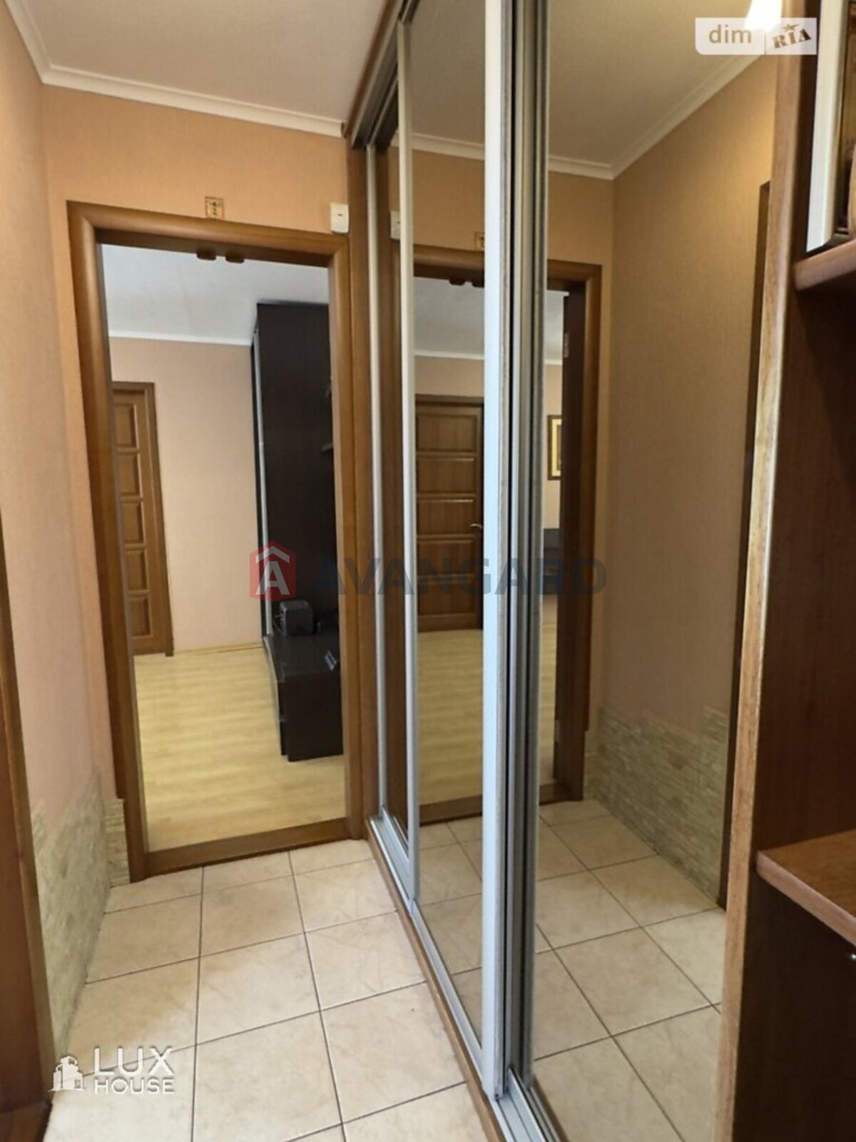 3 комн. квартира, 63/-/18 кв. м., 4/5 этаж фото 2 3 комн. квартира, 63/-/18 кв. м., 4/5 этаж фото 2