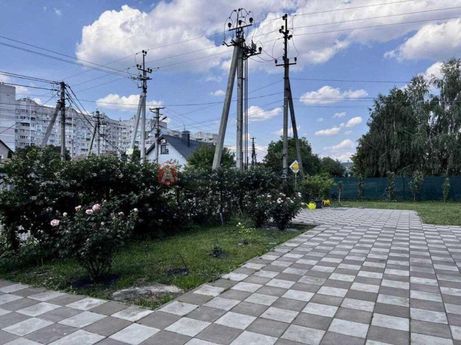 5 кім. квартира, 200/-/12 кв. м., 3/4 поверх фото 6 5 кім. квартира, 200/-/12 кв. м., 3/4 поверх фото 6