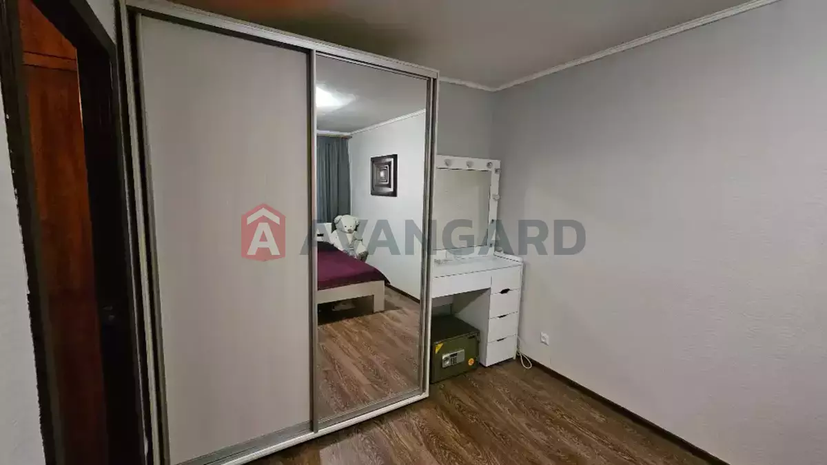 2 кім. квартира, 50/28/7 кв. м., 10/10 поверх фото 4 2 кім. квартира, 50/28/7 кв. м., 10/10 поверх фото 4