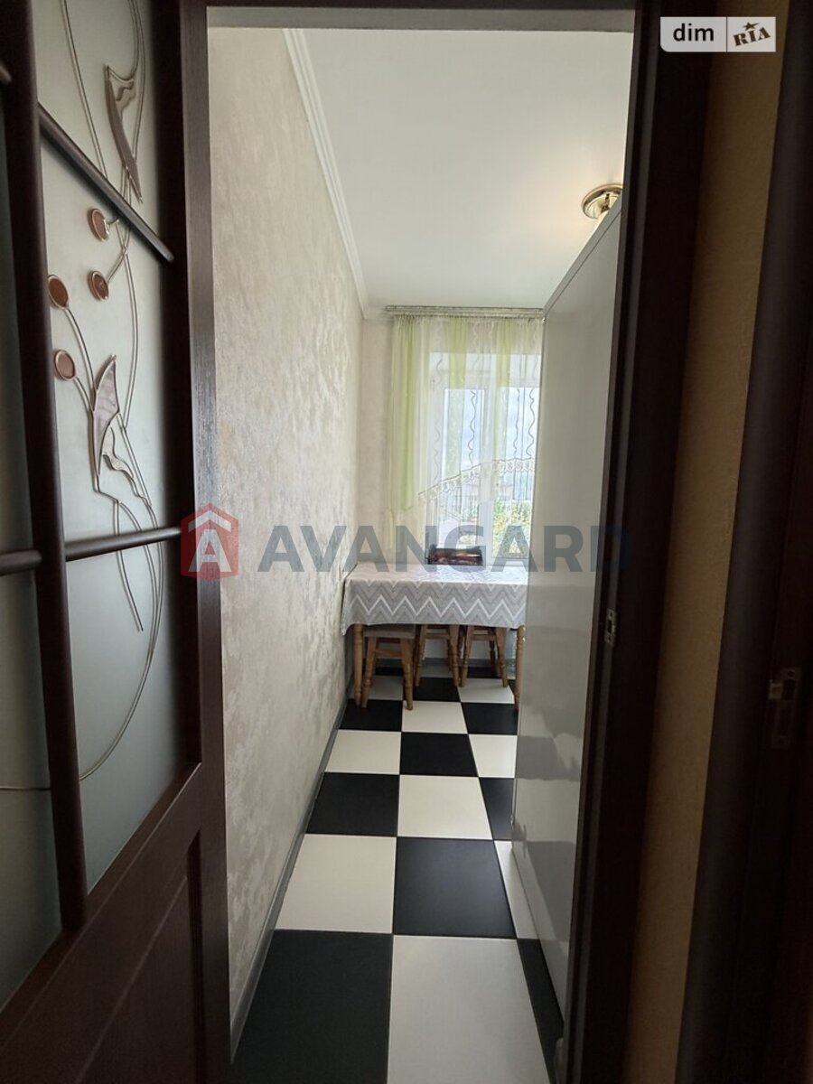 1 комн. квартира, 29/13/5 кв. м., 4/5 этаж фото 9 1 комн. квартира, 29/13/5 кв. м., 4/5 этаж фото 9