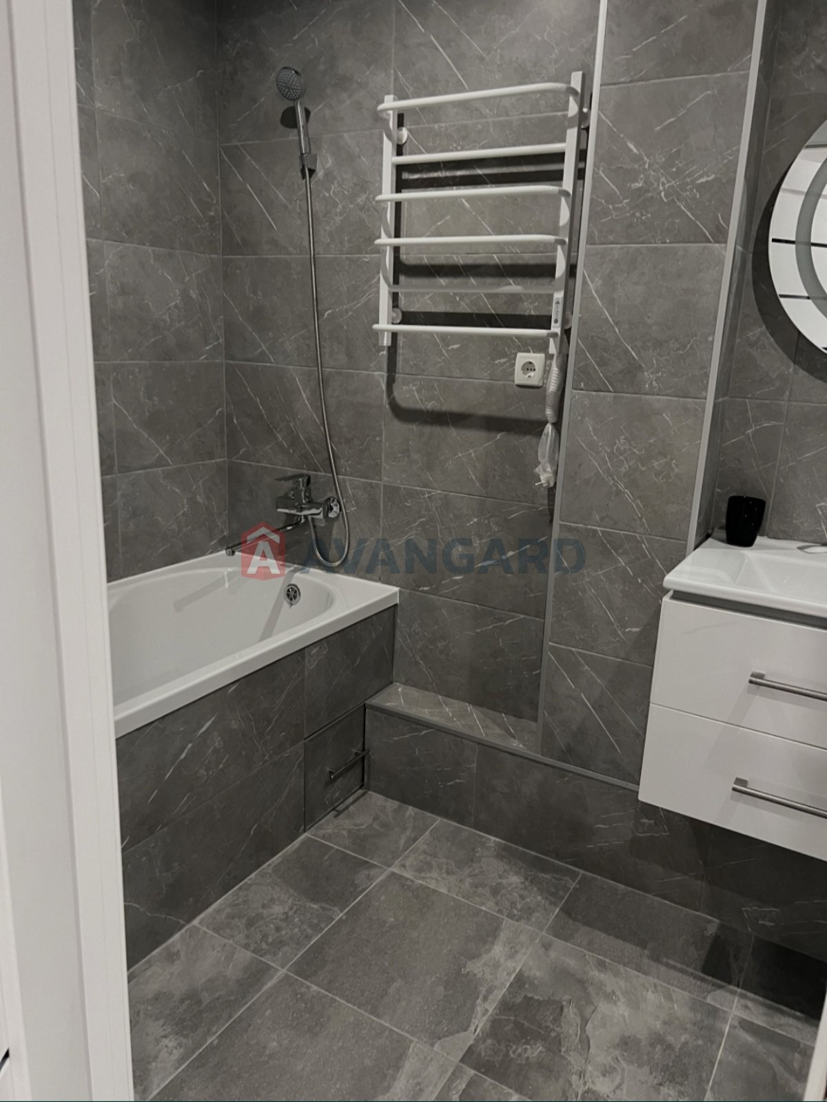 2 кім. квартира, 43/-/6,7 кв. м., 2/5 поверх фото 5 2 кім. квартира, 43/-/6,7 кв. м., 2/5 поверх фото 5