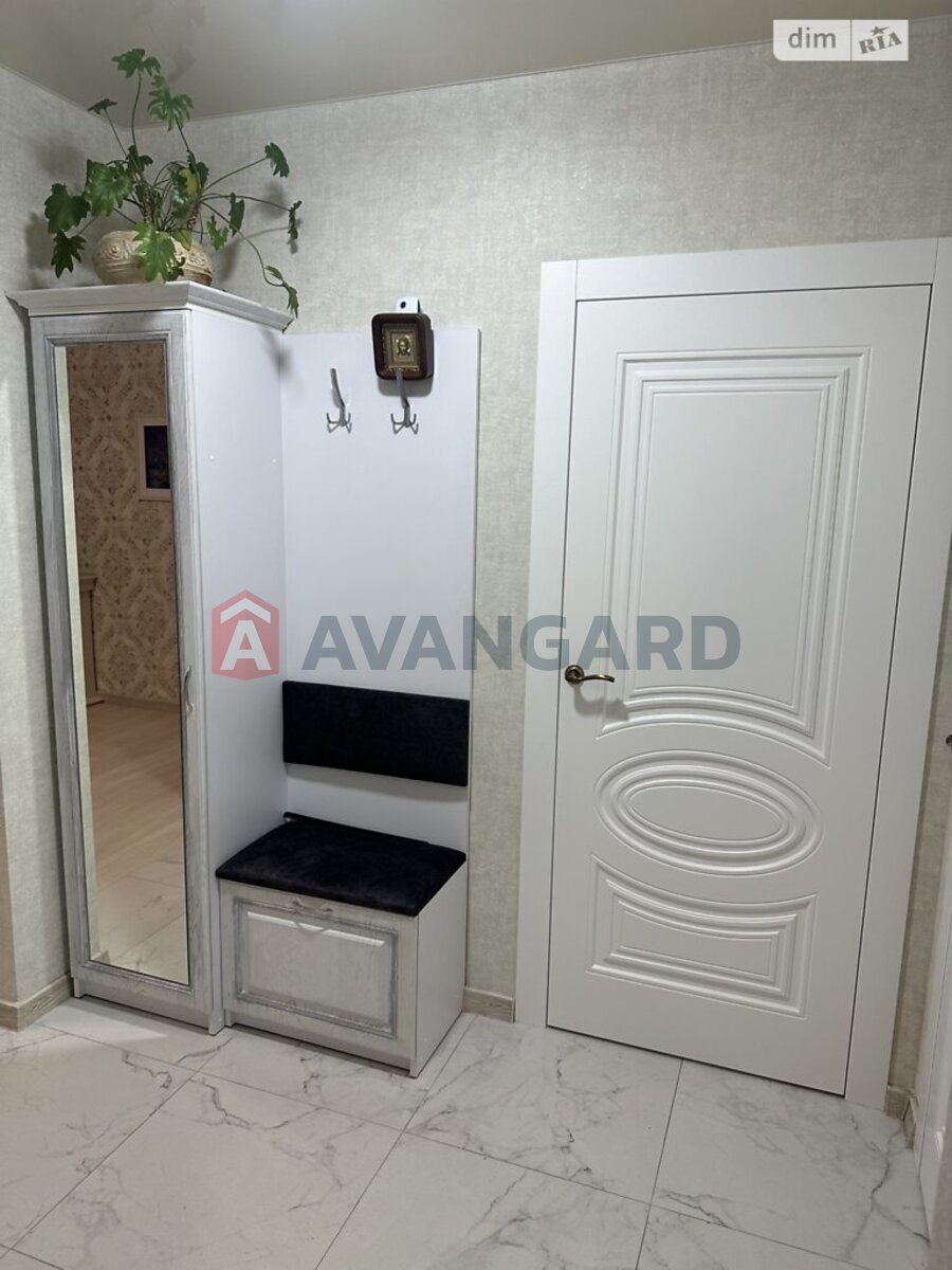 3 кім. квартира, 80/60/17 кв. м., 3/3 поверх фото 2 3 кім. квартира, 80/60/17 кв. м., 3/3 поверх фото 2