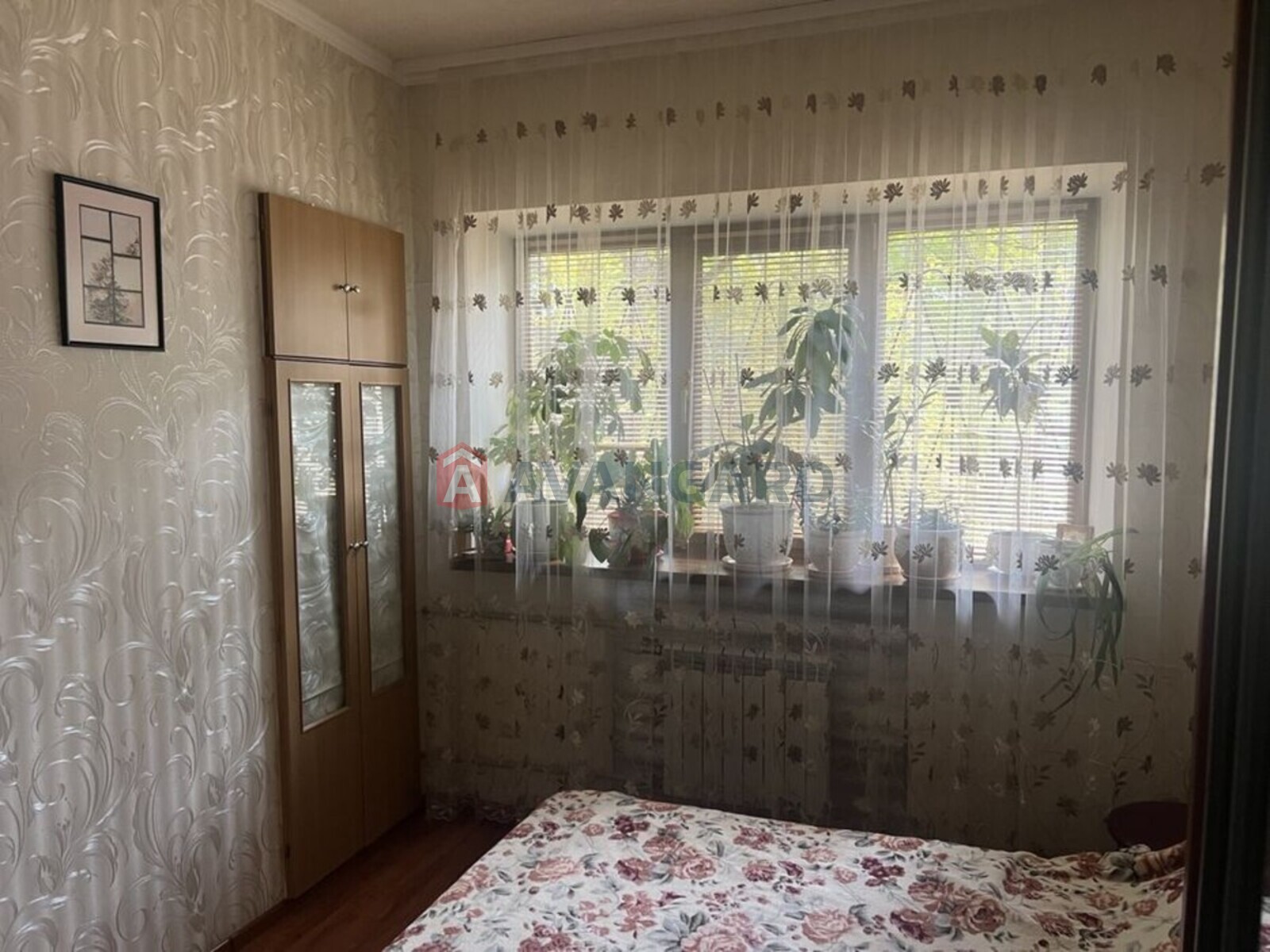 3 кім. квартира, 75/-/9 кв. м., 2/4 поверх фото 1 3 кім. квартира, 75/-/9 кв. м., 2/4 поверх фото 1