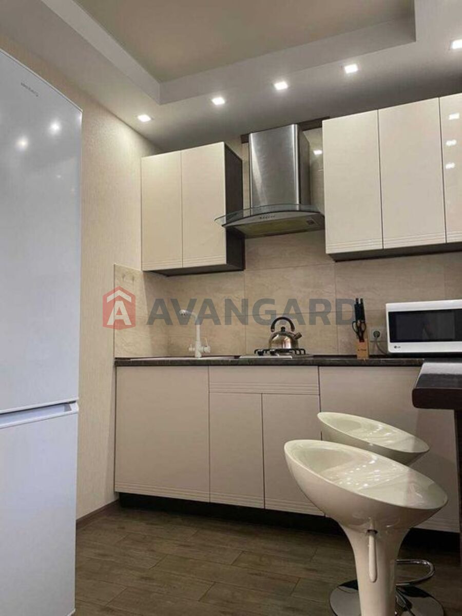 1 комн. квартира, 30/20/5 кв. м., 2/5 этаж фото 2 1 комн. квартира, 30/20/5 кв. м., 2/5 этаж фото 2