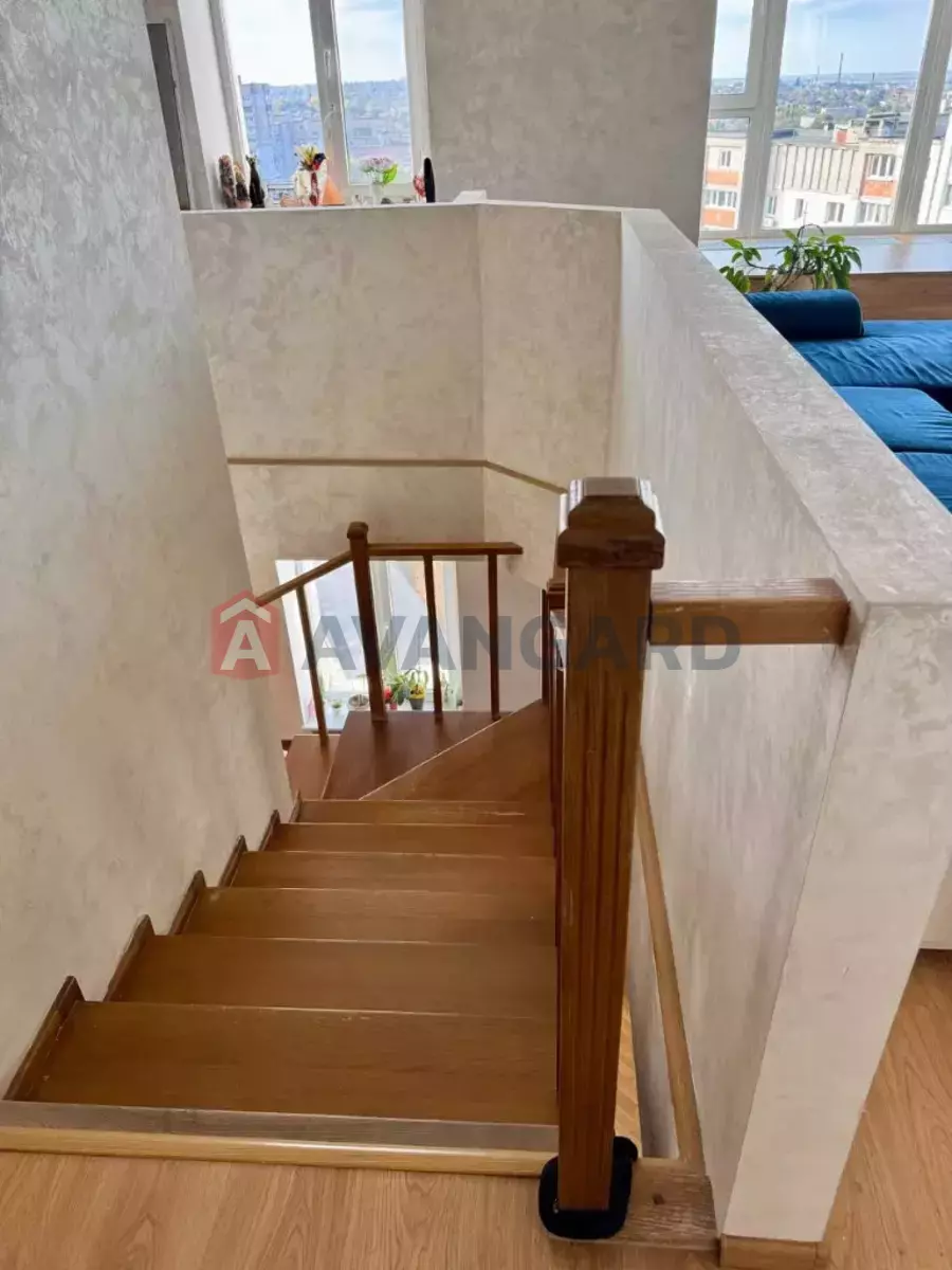 6 кім. квартира, 215/-/15 кв. м., 9/10 поверх фото 24 6 кім. квартира, 215/-/15 кв. м., 9/10 поверх фото 24