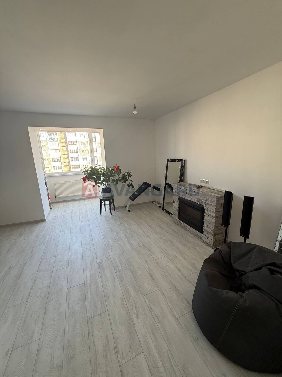 4 комн. квартира, 80/-/10 кв. м., 8/10 этаж фото 13 4 комн. квартира, 80/-/10 кв. м., 8/10 этаж фото 13