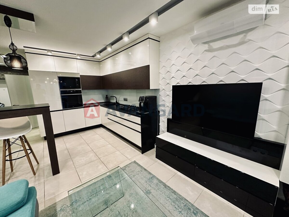 2 комн. квартира, 70/-/18 кв. м., 9/12 этаж фото 12 2 комн. квартира, 70/-/18 кв. м., 9/12 этаж фото 12