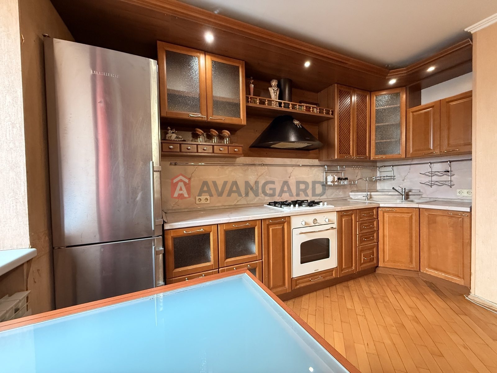 3 кім. квартира, 68/50/16 кв. м., 8/10 поверх фото 3 3 кім. квартира, 68/50/16 кв. м., 8/10 поверх фото 3