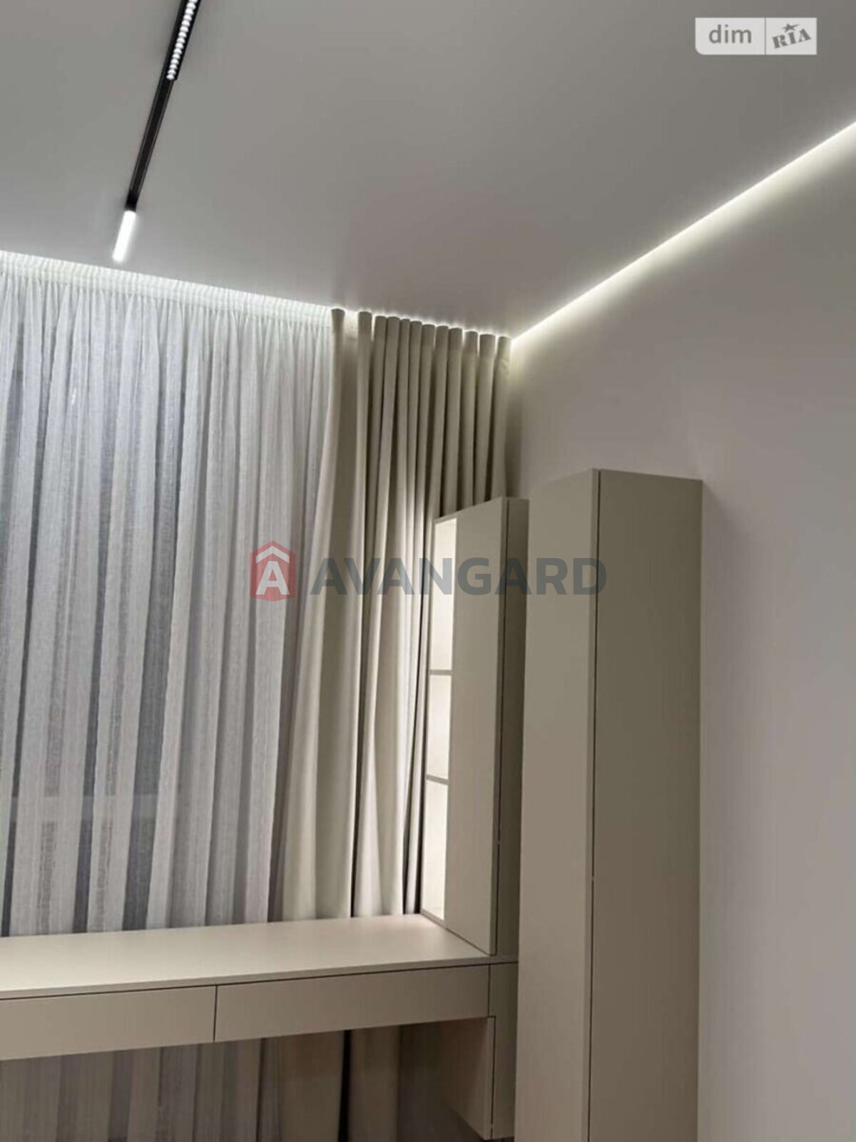 1 кім. квартира, 42/16/14 кв. м., 8/10 поверх фото 9 1 кім. квартира, 42/16/14 кв. м., 8/10 поверх фото 9