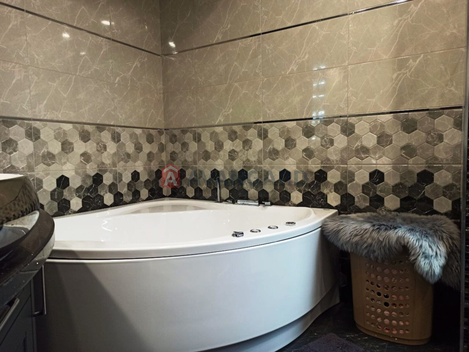 4 кім. квартира, 129.2/92.6/9.3 кв. м., 4/5 поверх фото 11 4 кім. квартира, 129.2/92.6/9.3 кв. м., 4/5 поверх фото 11