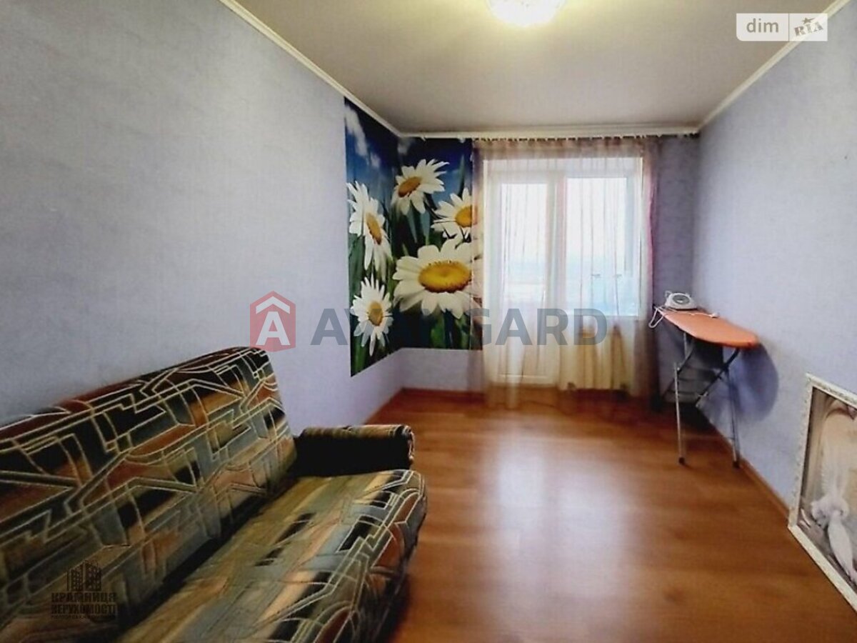 3 кім. квартира, 66/39/7 кв. м., 3/10 поверх фото 15 3 кім. квартира, 66/39/7 кв. м., 3/10 поверх фото 15