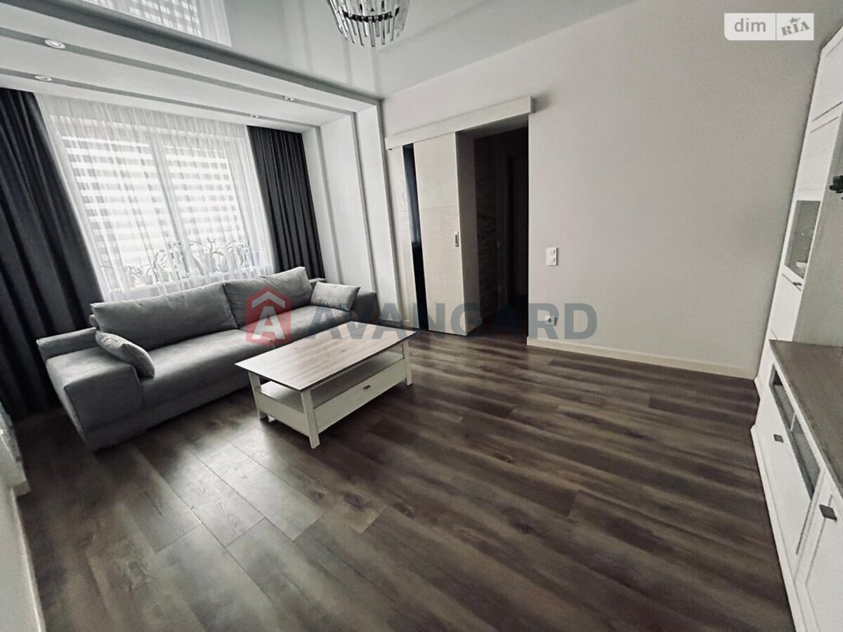 4 кім. квартира, 127/-/13 кв. м., 8/10 поверх фото 3 4 кім. квартира, 127/-/13 кв. м., 8/10 поверх фото 3