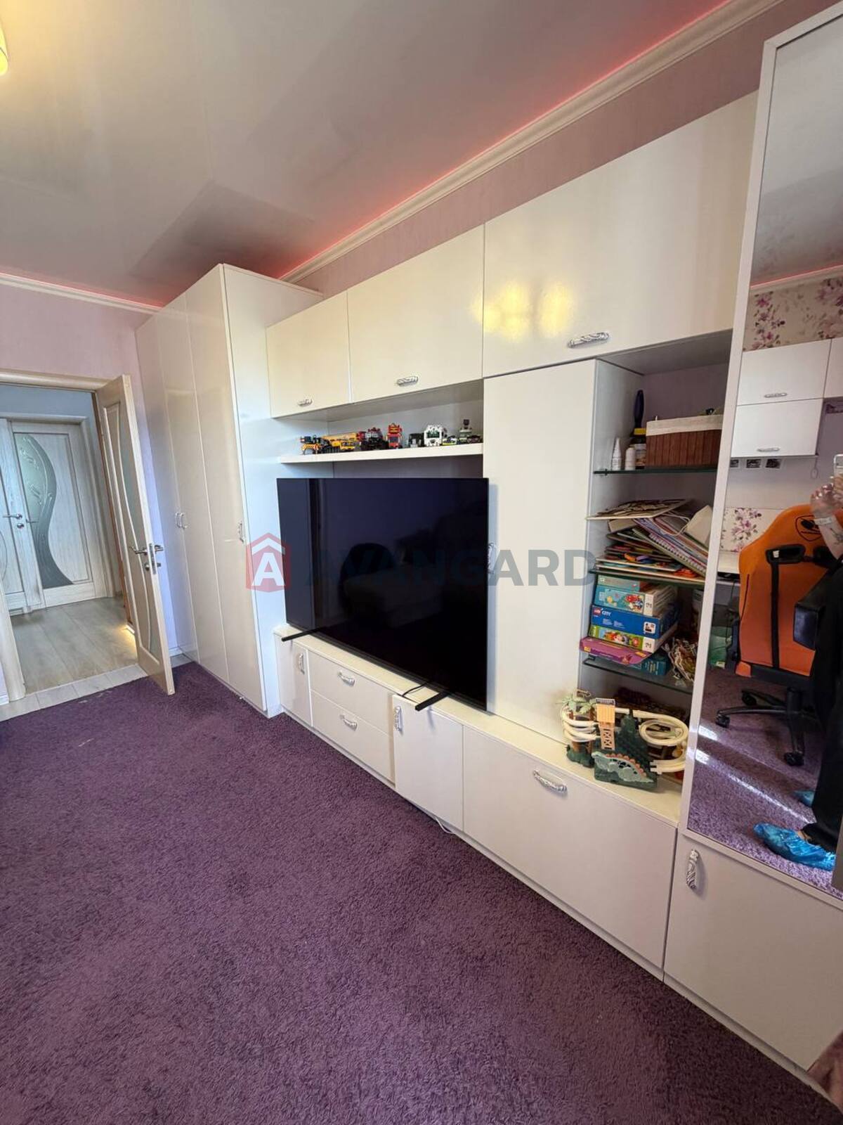 3 комн. квартира, 70/-/8 кв. м., 3/9 этаж фото 13 3 комн. квартира, 70/-/8 кв. м., 3/9 этаж фото 13