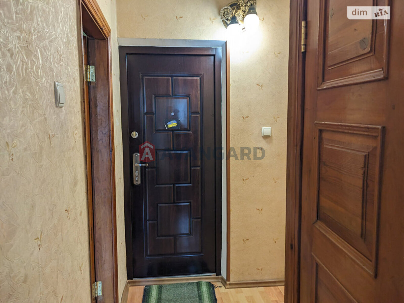 1 кім. квартира, 30/17/- кв. м., 3/5 поверх фото 8 1 кім. квартира, 30/17/- кв. м., 3/5 поверх фото 8