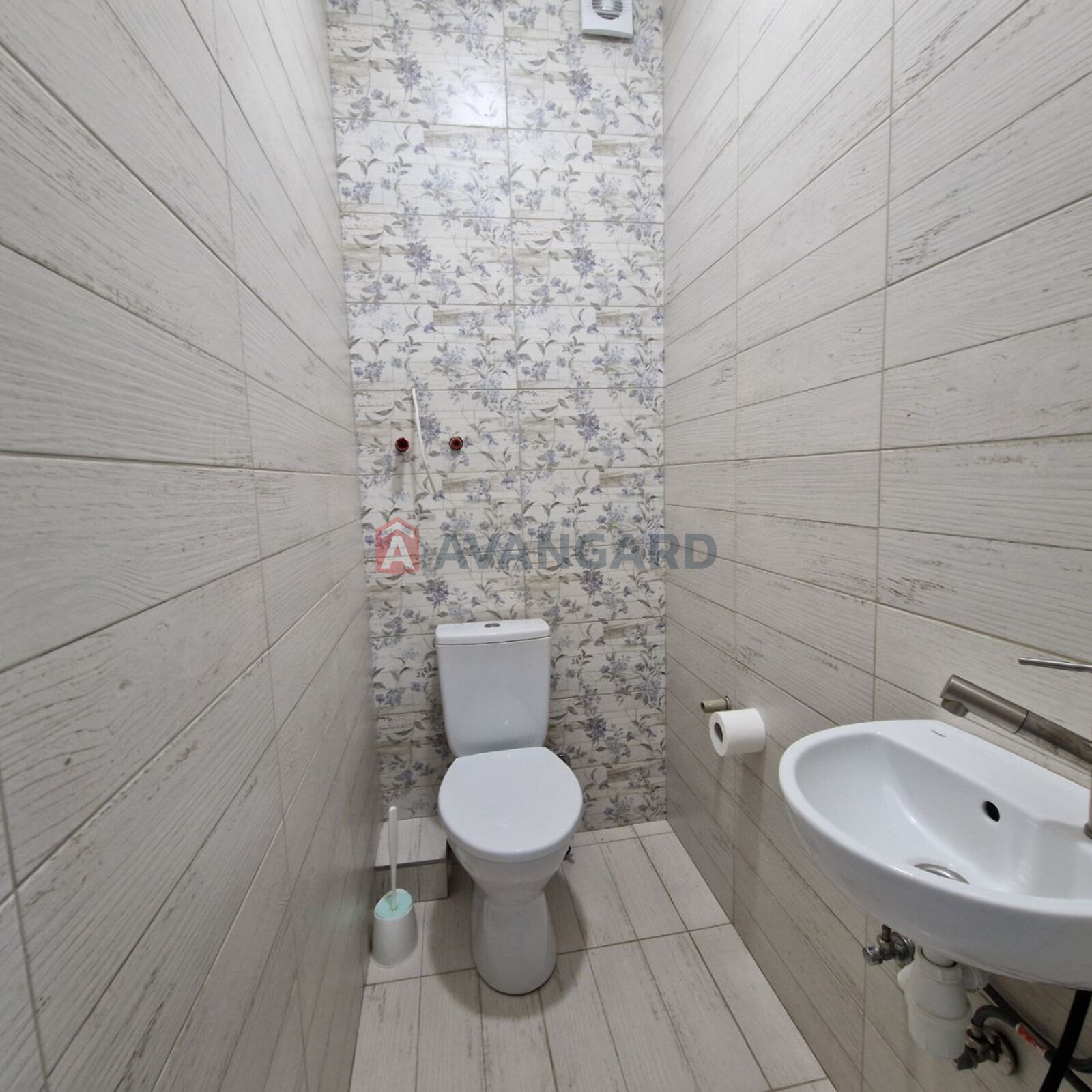 3 комн. квартира, 80,2/-/10 кв. м., 1/2 этаж фото 20 3 комн. квартира, 80,2/-/10 кв. м., 1/2 этаж фото 20