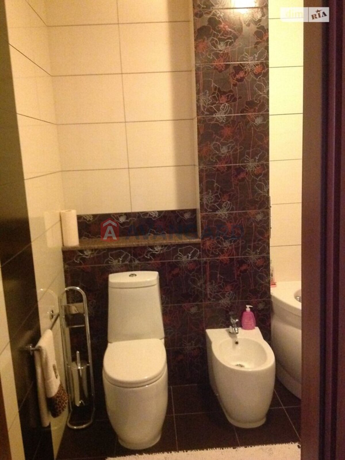 2 кім. квартира, 95/65/15 кв. м., 9/9 поверх фото 3 2 кім. квартира, 95/65/15 кв. м., 9/9 поверх фото 3