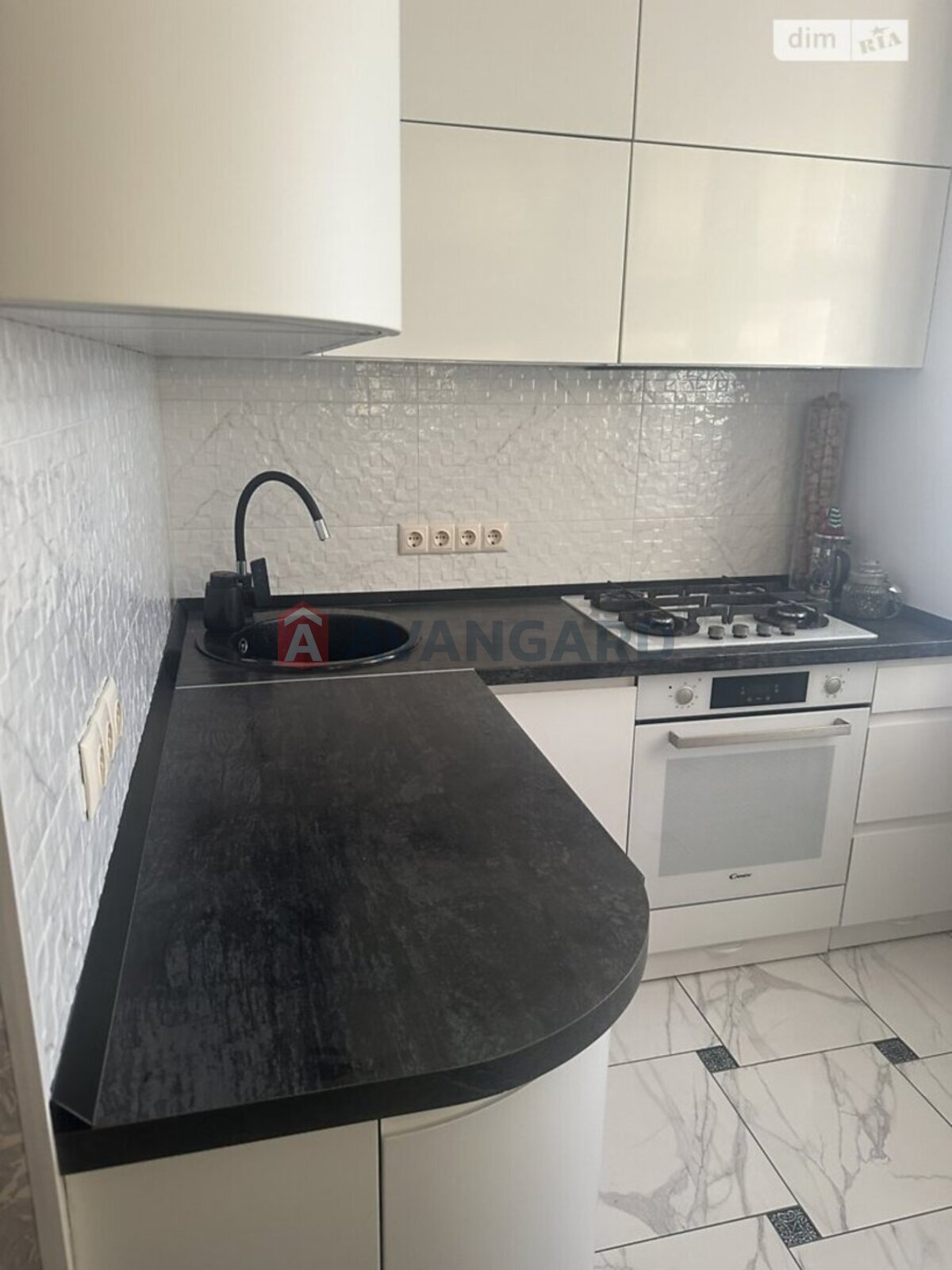 2 кім. квартира, 45/-/5.4 кв. м., 2/5 поверх фото 1 2 кім. квартира, 45/-/5.4 кв. м., 2/5 поверх фото 1