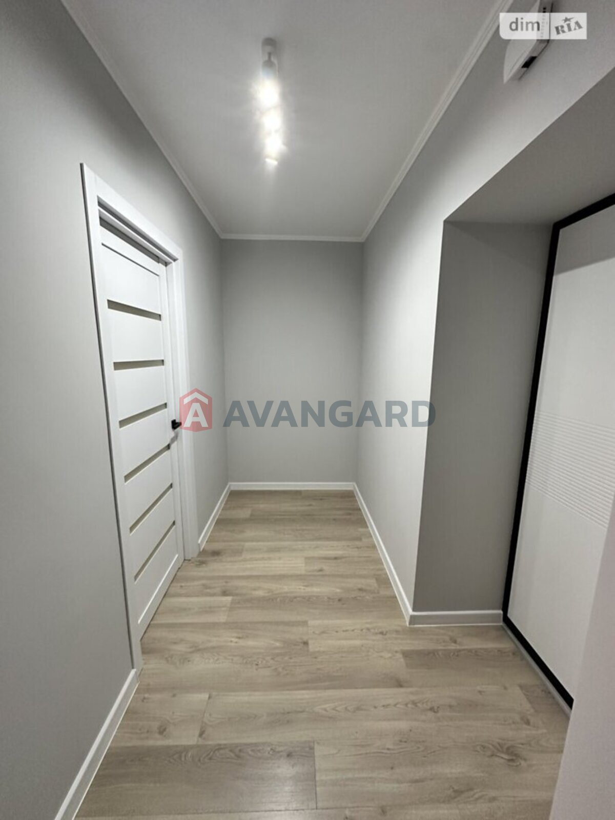 1 кім. квартира, 42/15/11 кв. м., 1/9 поверх фото 3 1 кім. квартира, 42/15/11 кв. м., 1/9 поверх фото 3