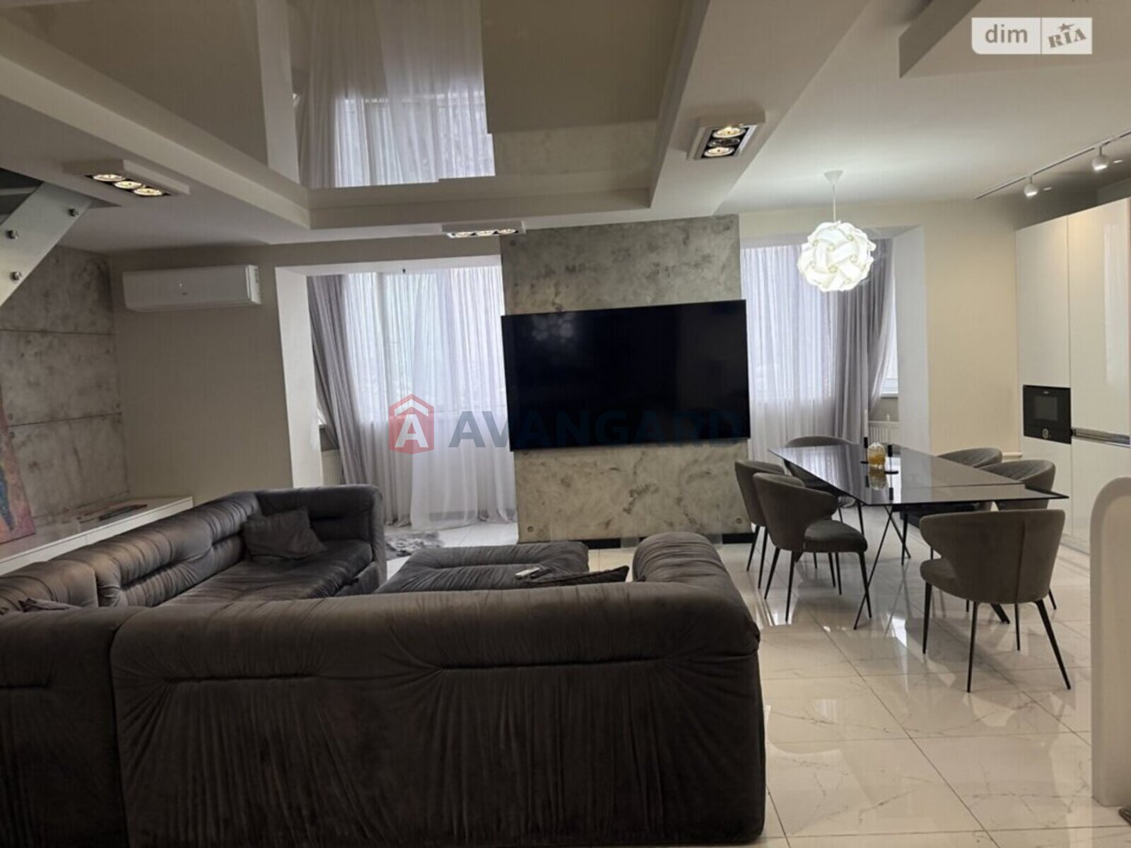 5 кім. квартира, 200/130/40 кв. м., 9/9 поверх фото 15 5 кім. квартира, 200/130/40 кв. м., 9/9 поверх фото 15