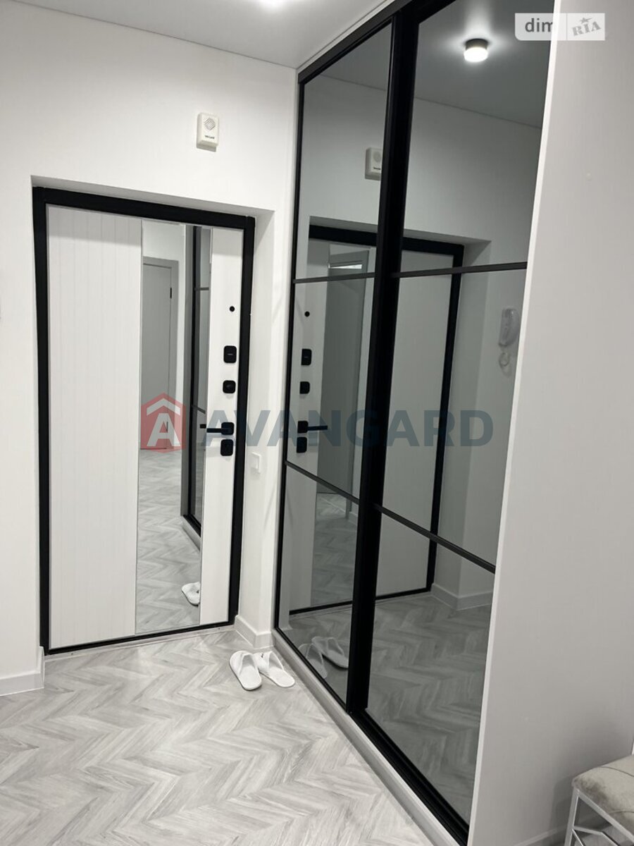 3 кім. квартира, 81/50/29 кв. м., 2/8 поверх фото 22 3 кім. квартира, 81/50/29 кв. м., 2/8 поверх фото 22