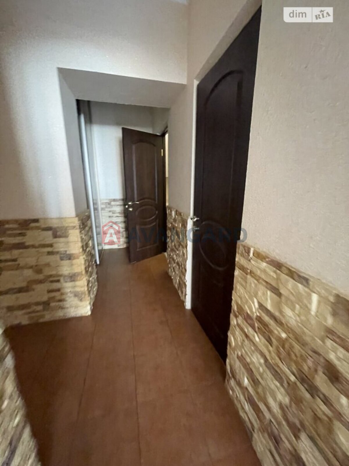 2 кім. квартира, 75/38/- кв. м., 8/11 поверх фото 13 2 кім. квартира, 75/38/- кв. м., 8/11 поверх фото 13