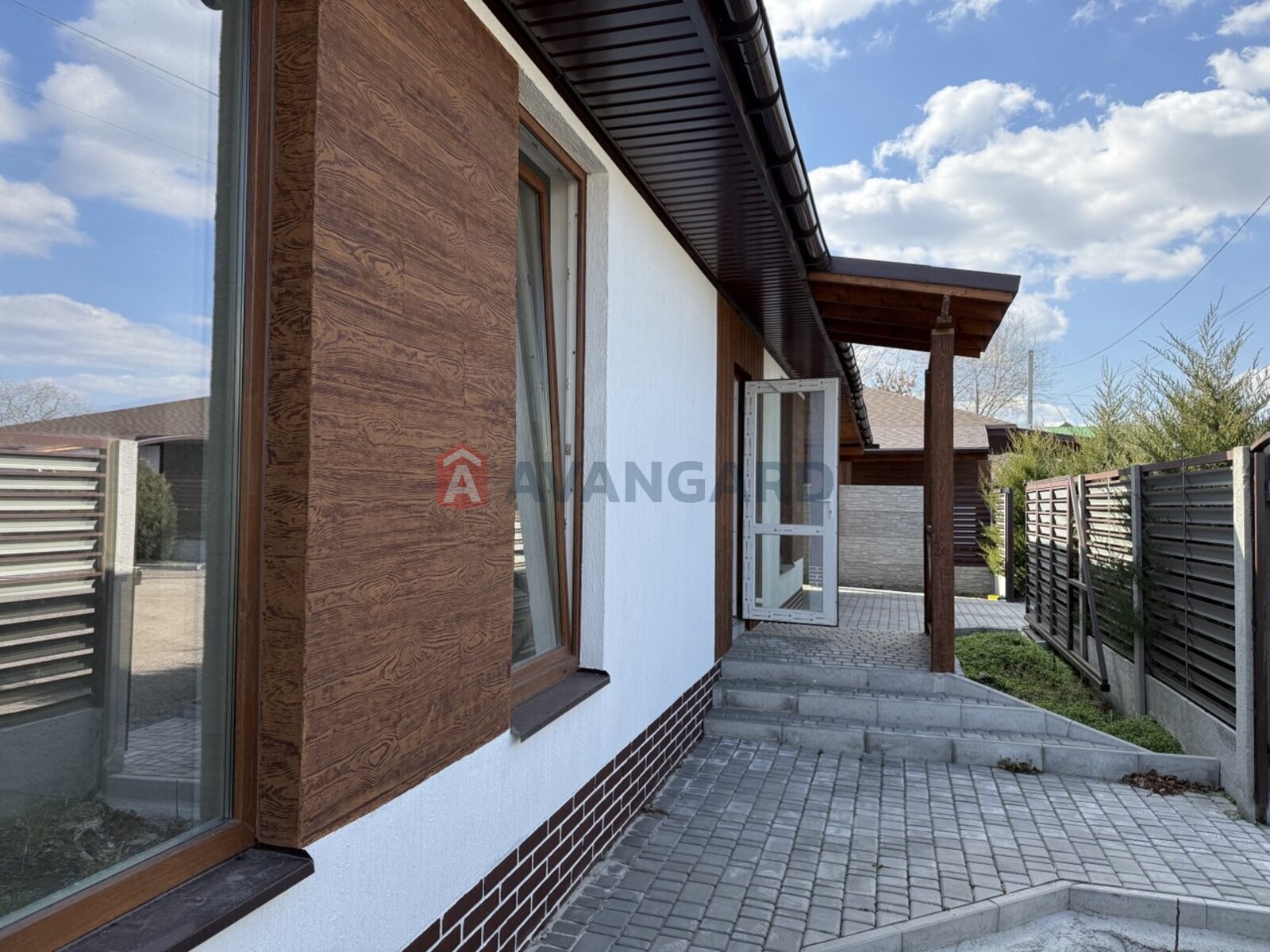 3 комн. квартира, 116/-/25 кв. м., 1/1 этаж фото 10 3 комн. квартира, 116/-/25 кв. м., 1/1 этаж фото 10