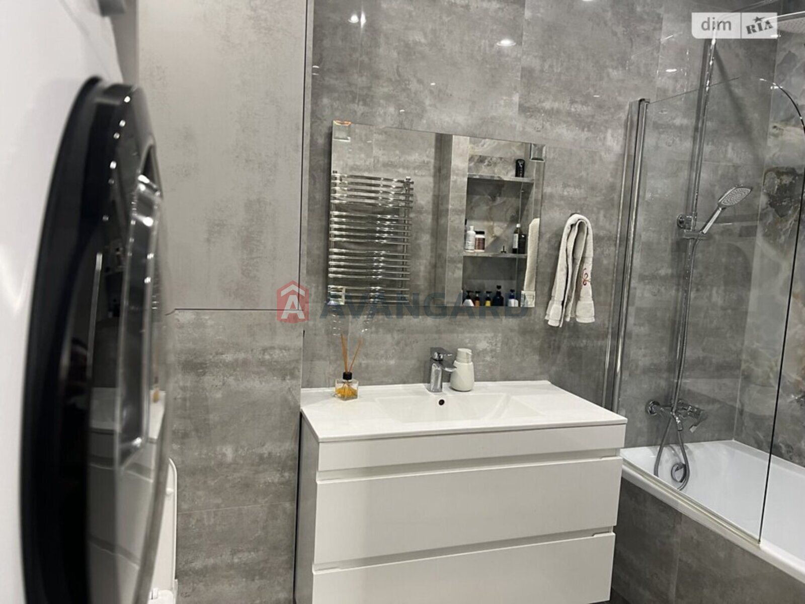 2 кім. квартира, 69/32/23 кв. м., 8/8 поверх фото 8 2 кім. квартира, 69/32/23 кв. м., 8/8 поверх фото 8