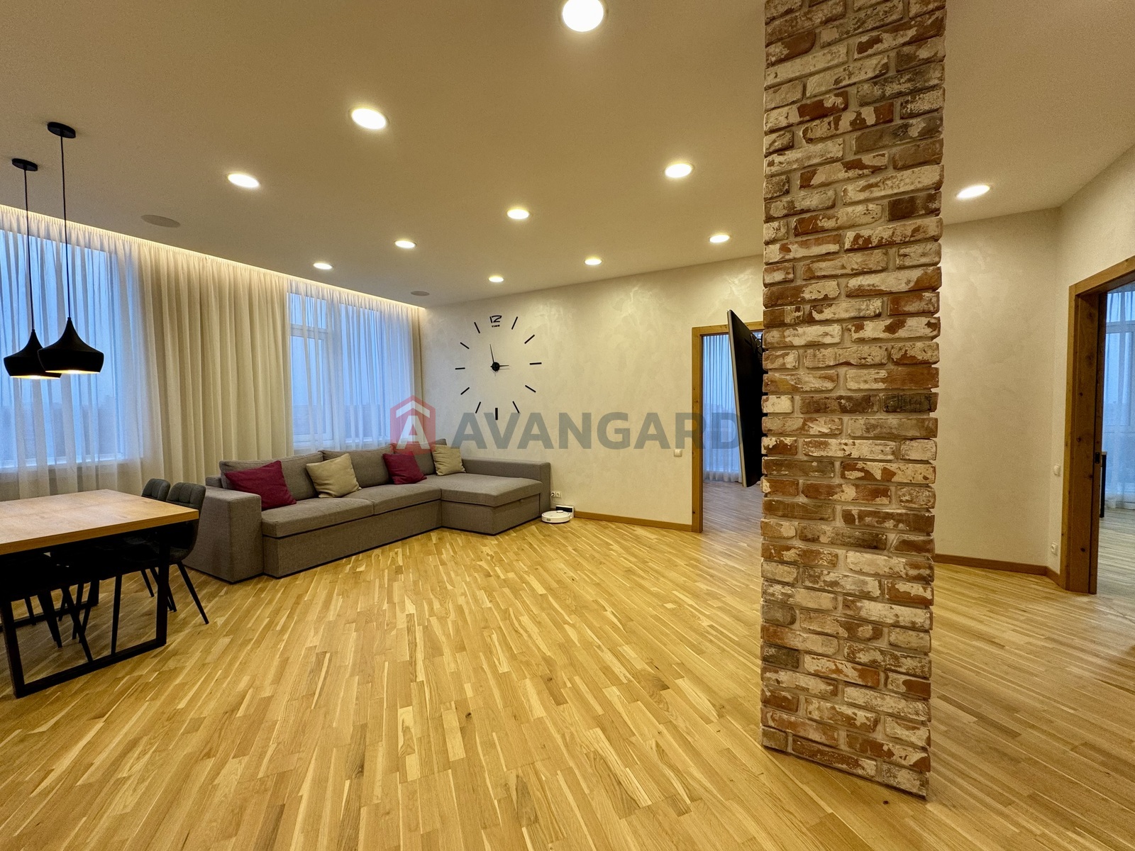 3 кім. квартира, 106/80/15 кв. м., 13/17 поверх фото 5 3 кім. квартира, 106/80/15 кв. м., 13/17 поверх фото 5