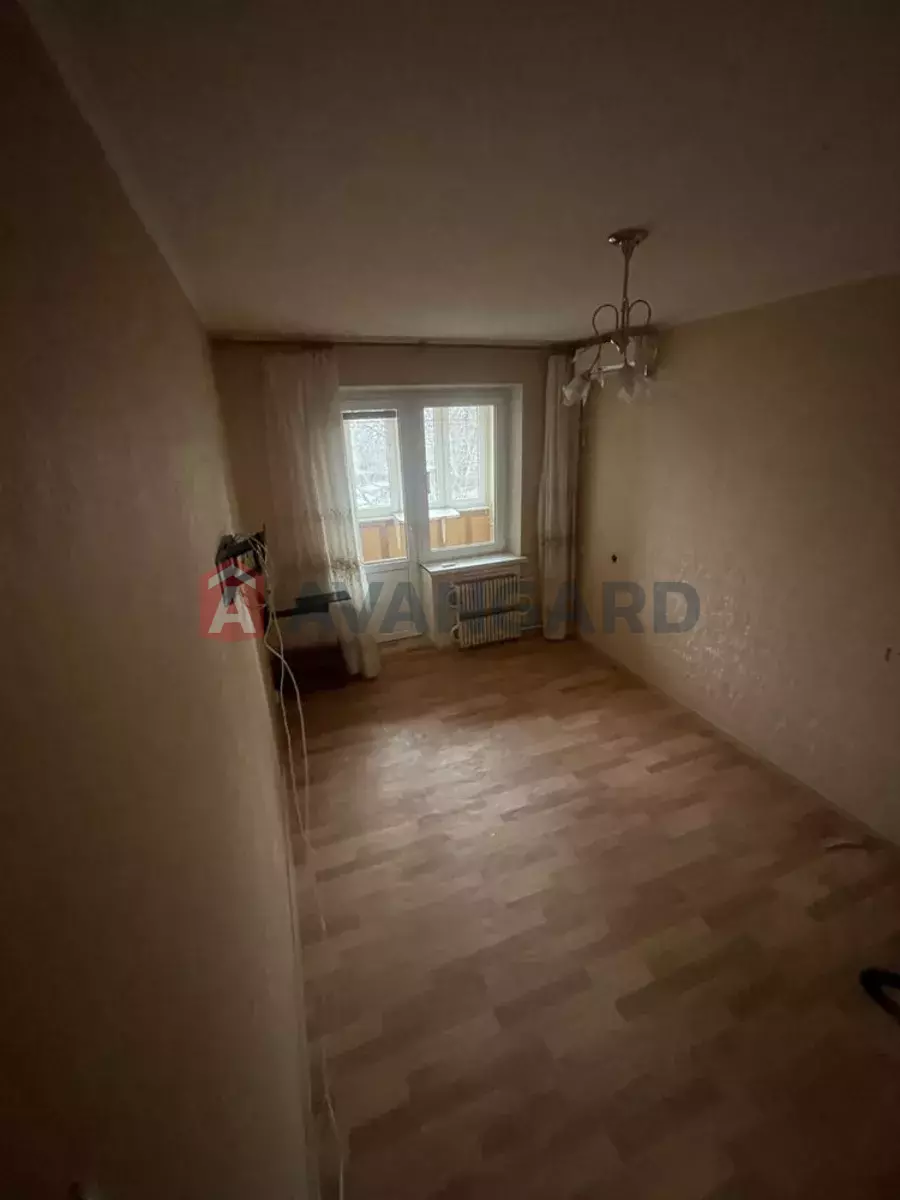 3 кім. квартира, 68/-/9 кв. м., 4/9 поверх фото 4 3 кім. квартира, 68/-/9 кв. м., 4/9 поверх фото 4