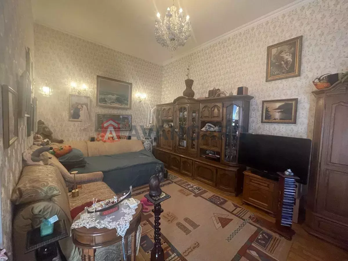 1 кім. квартира, 40/20/6 кв. м., 2/3 поверх фото 1 1 кім. квартира, 40/20/6 кв. м., 2/3 поверх фото 1