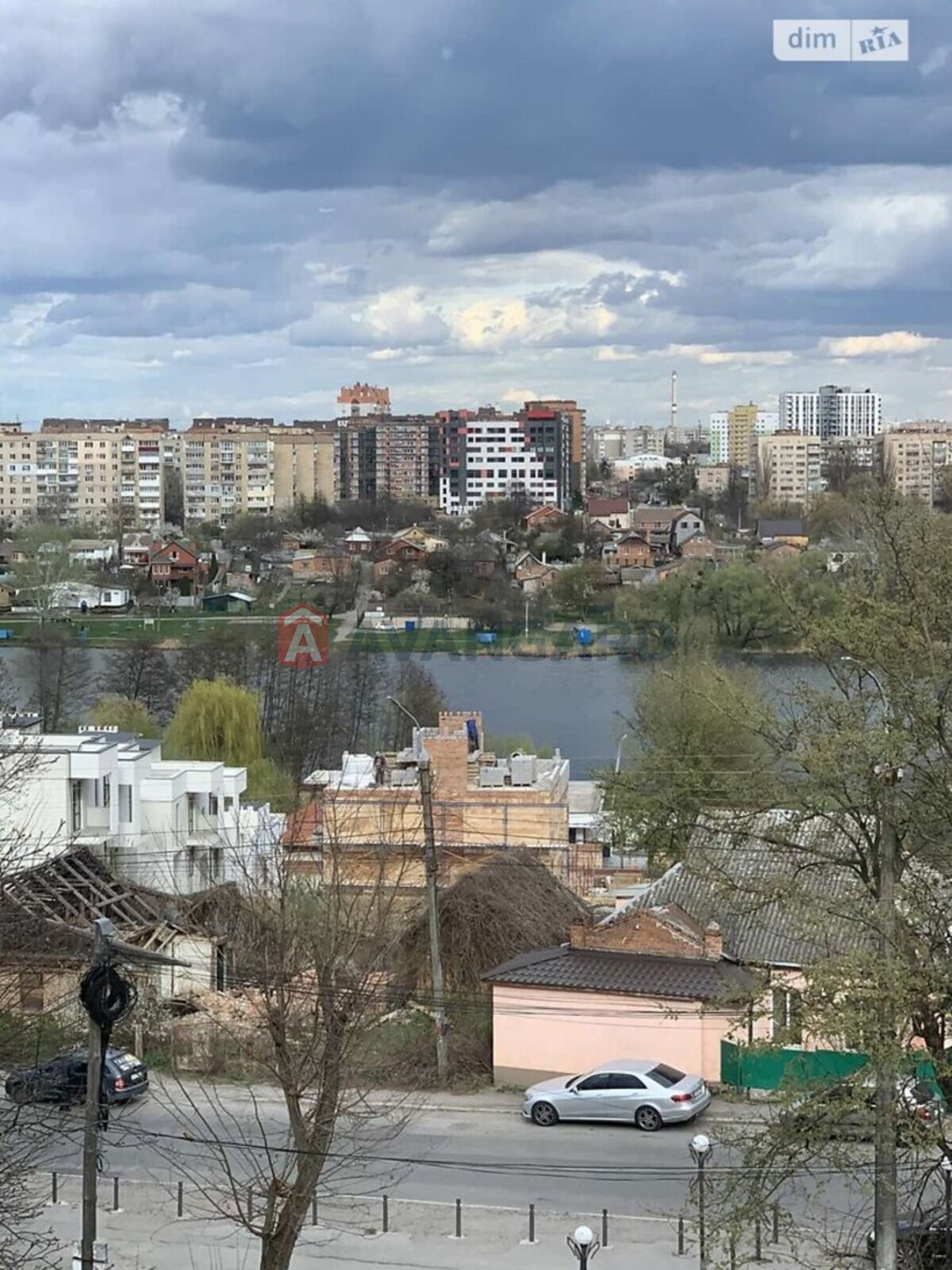 1 кім. квартира, 52/-/- кв. м., 3/6 поверх фото 2 1 кім. квартира, 52/-/- кв. м., 3/6 поверх фото 2