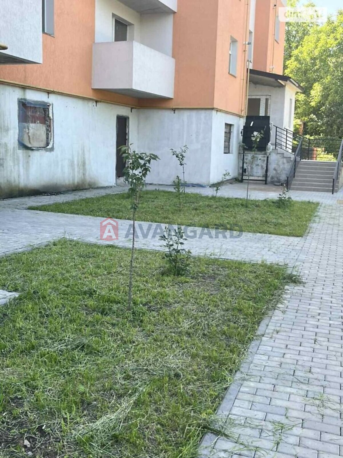 1 кім. квартира, 67/-/- кв. м., 6/10 поверх фото 8 1 кім. квартира, 67/-/- кв. м., 6/10 поверх фото 8