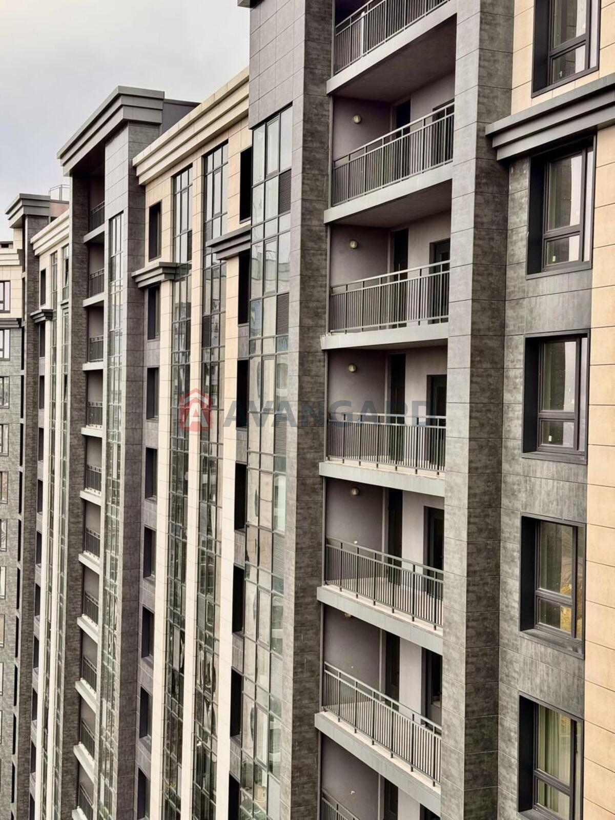 3 комн. квартира, 90/50/15 кв. м., 12/15 этаж фото 1 3 комн. квартира, 90/50/15 кв. м., 12/15 этаж фото 1