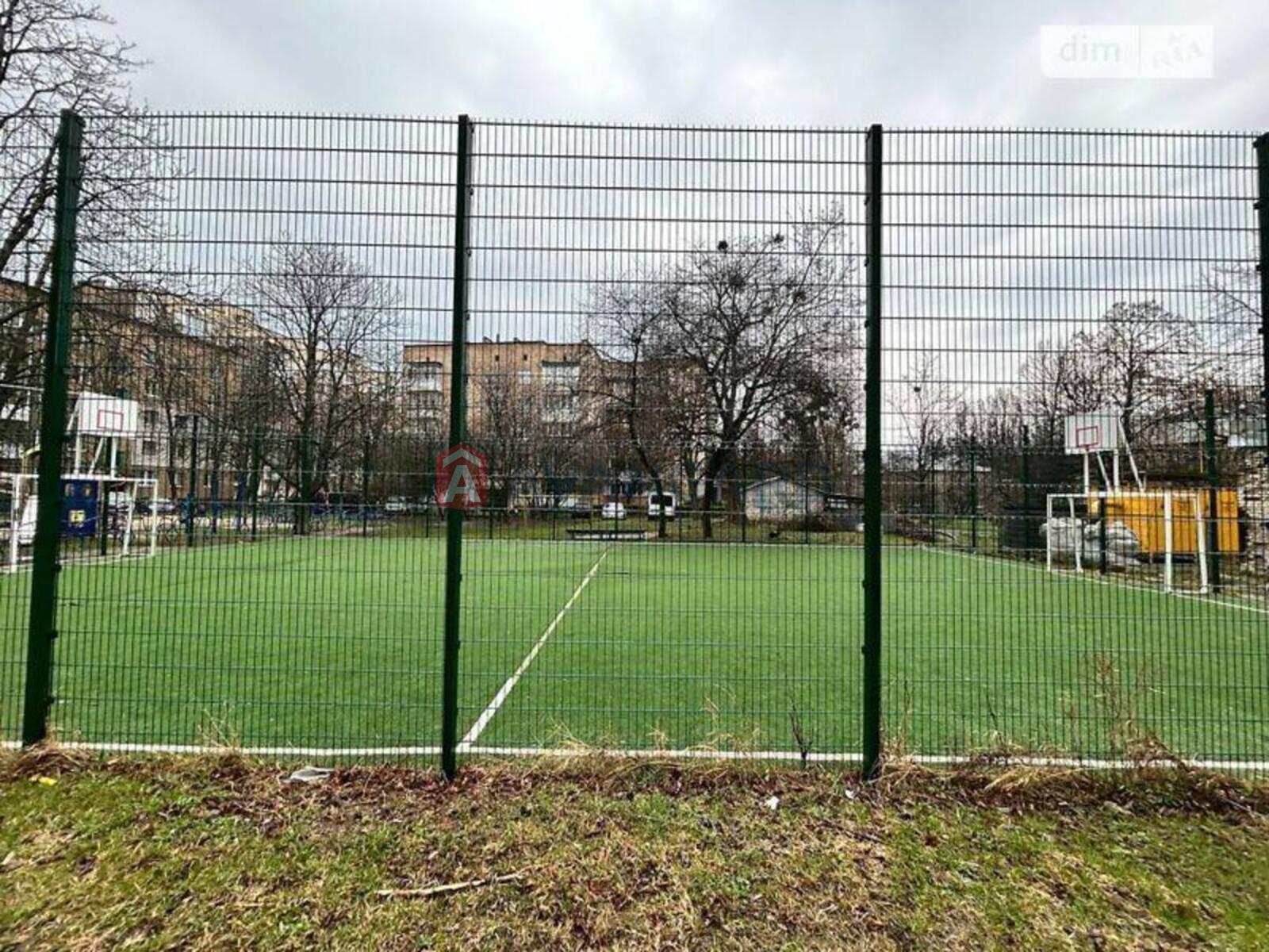 1 кім. квартира, 37/30/- кв. м., 10/10 поверх фото 1 1 кім. квартира, 37/30/- кв. м., 10/10 поверх фото 1