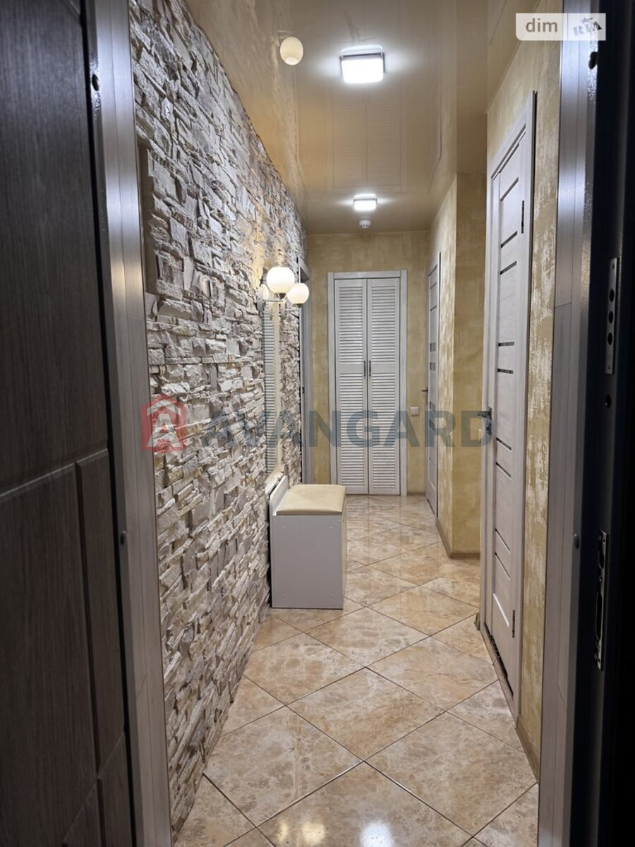 2 кім. квартира, 43/-/6 кв. м., 2/5 поверх фото 2 2 кім. квартира, 43/-/6 кв. м., 2/5 поверх фото 2