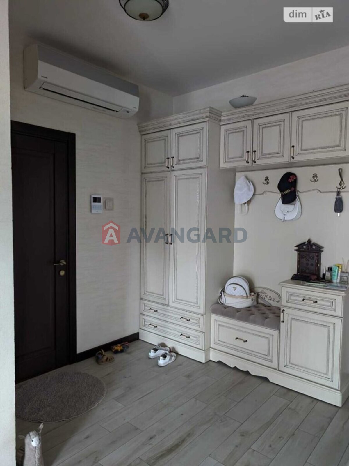 3 комн. квартира, 96/64/- кв. м., 2/3 этаж фото 2 3 комн. квартира, 96/64/- кв. м., 2/3 этаж фото 2