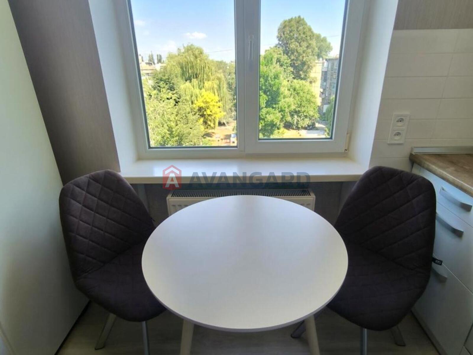 2 кім. квартира, 44/27/7 кв. м., 5/5 поверх фото 19 2 кім. квартира, 44/27/7 кв. м., 5/5 поверх фото 19