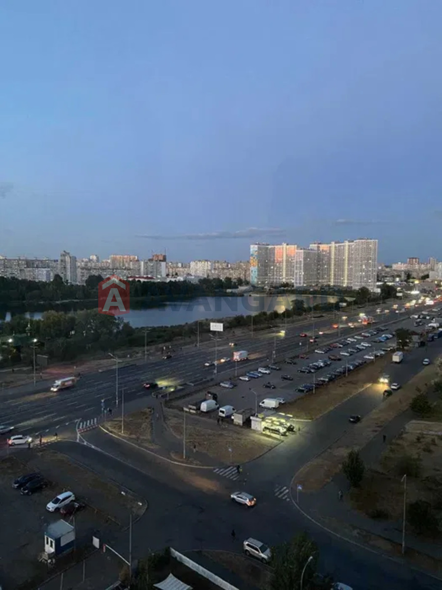 3 комн. квартира, 90/-/16 кв. м., 13/18 этаж фото 19 3 комн. квартира, 90/-/16 кв. м., 13/18 этаж фото 19