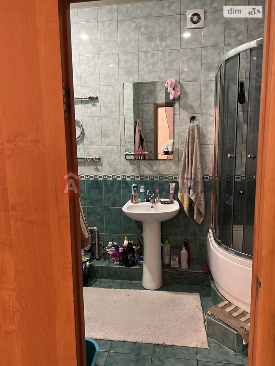 1 кім. квартира, 39/35/35 кв. м., 4/4 поверх фото 8 1 кім. квартира, 39/35/35 кв. м., 4/4 поверх фото 8