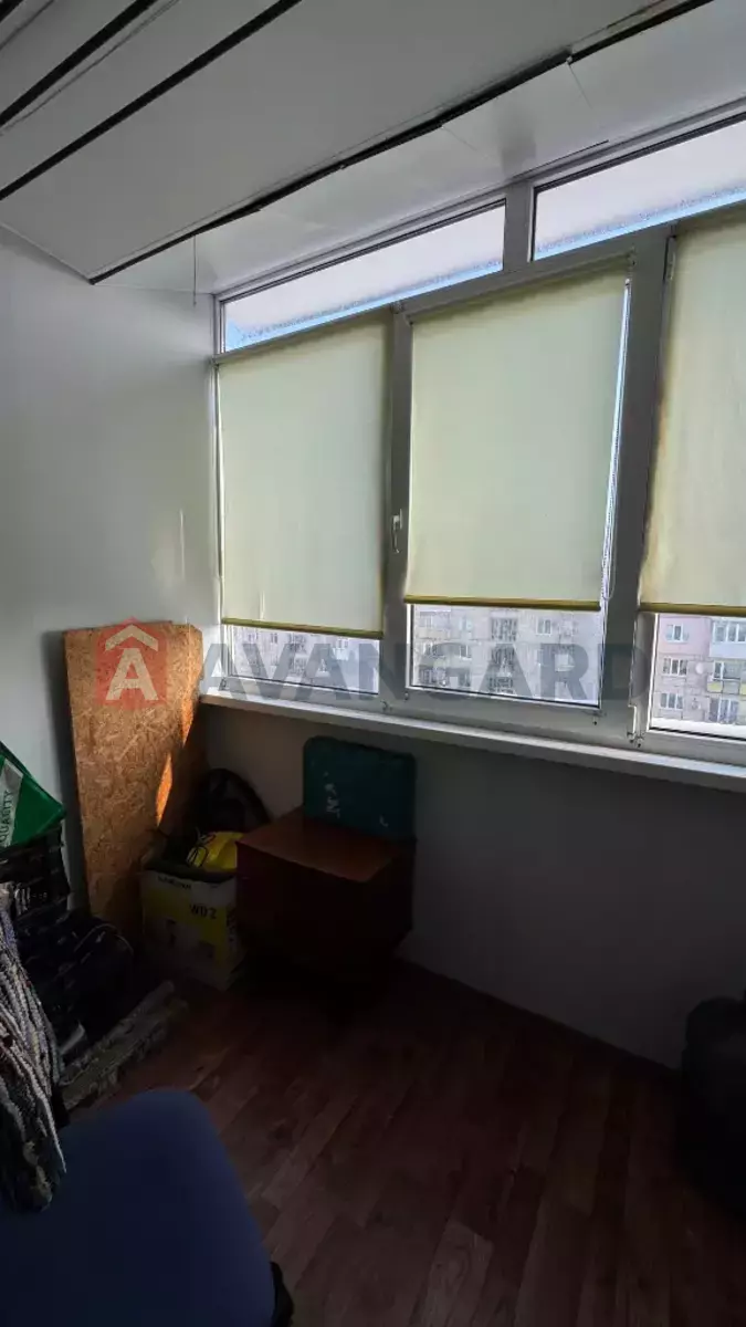 3 кім. квартира, 67/39/10 кв. м., 8/9 поверх фото 2 3 кім. квартира, 67/39/10 кв. м., 8/9 поверх фото 2