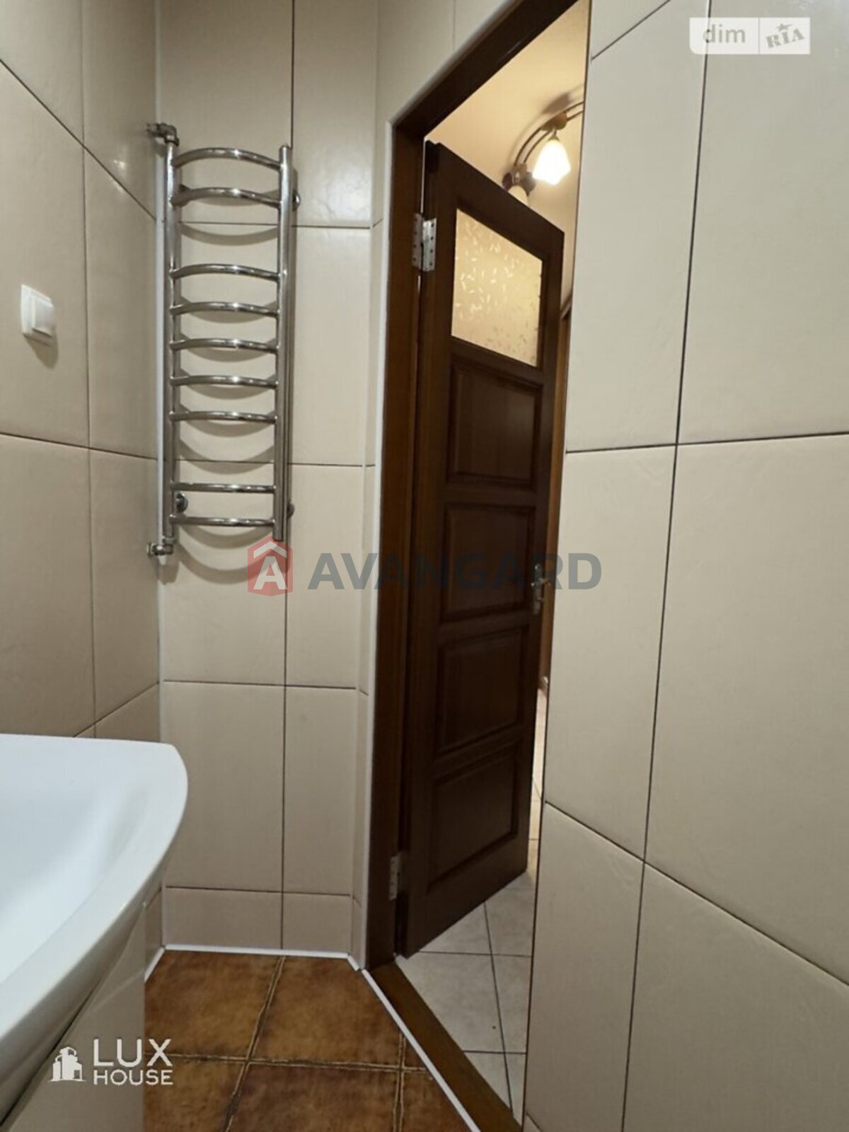 3 комн. квартира, 63/-/18 кв. м., 4/5 этаж фото 6 3 комн. квартира, 63/-/18 кв. м., 4/5 этаж фото 6