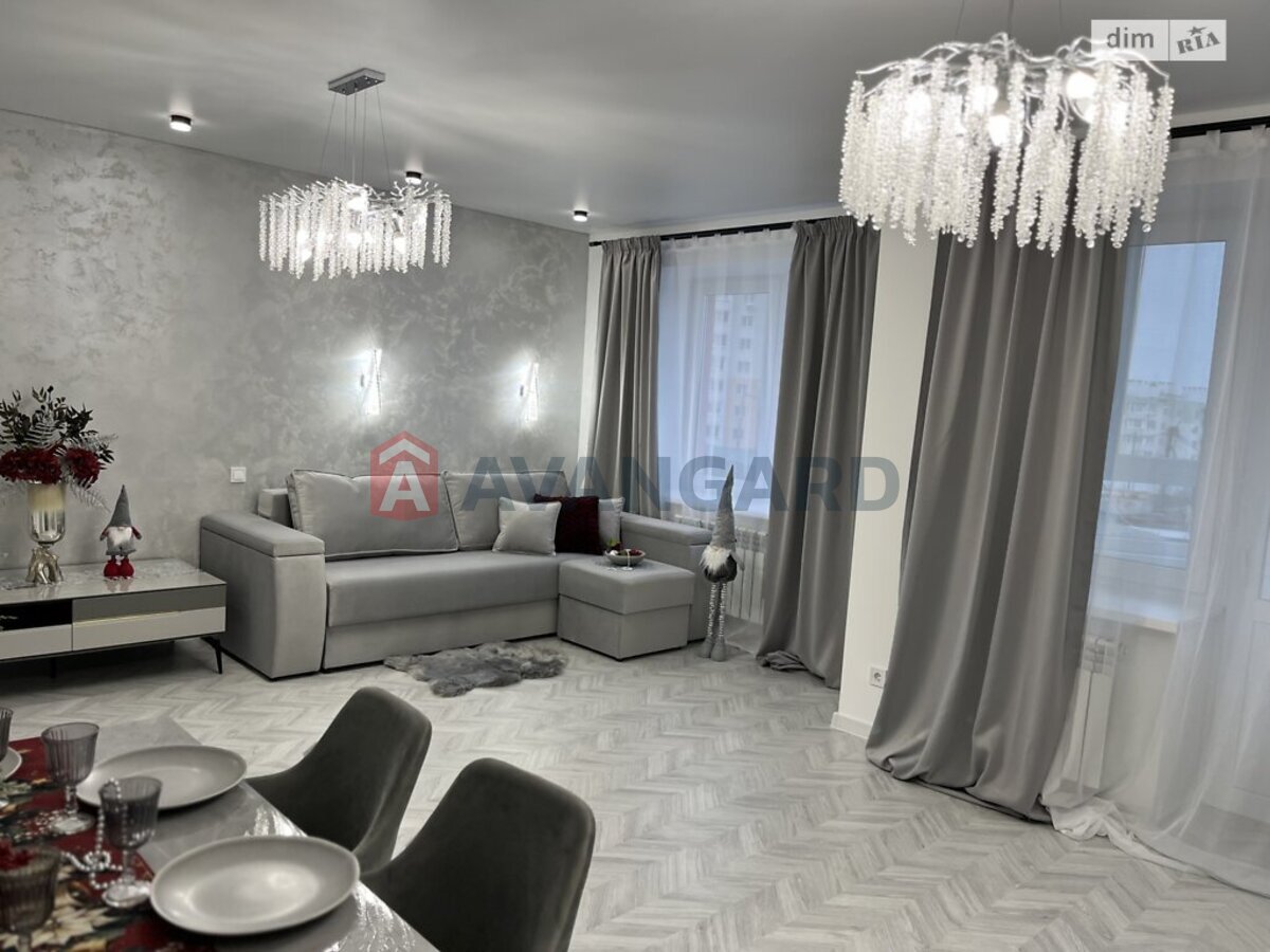 3 кім. квартира, 81/50/29 кв. м., 2/8 поверх фото 9 3 кім. квартира, 81/50/29 кв. м., 2/8 поверх фото 9