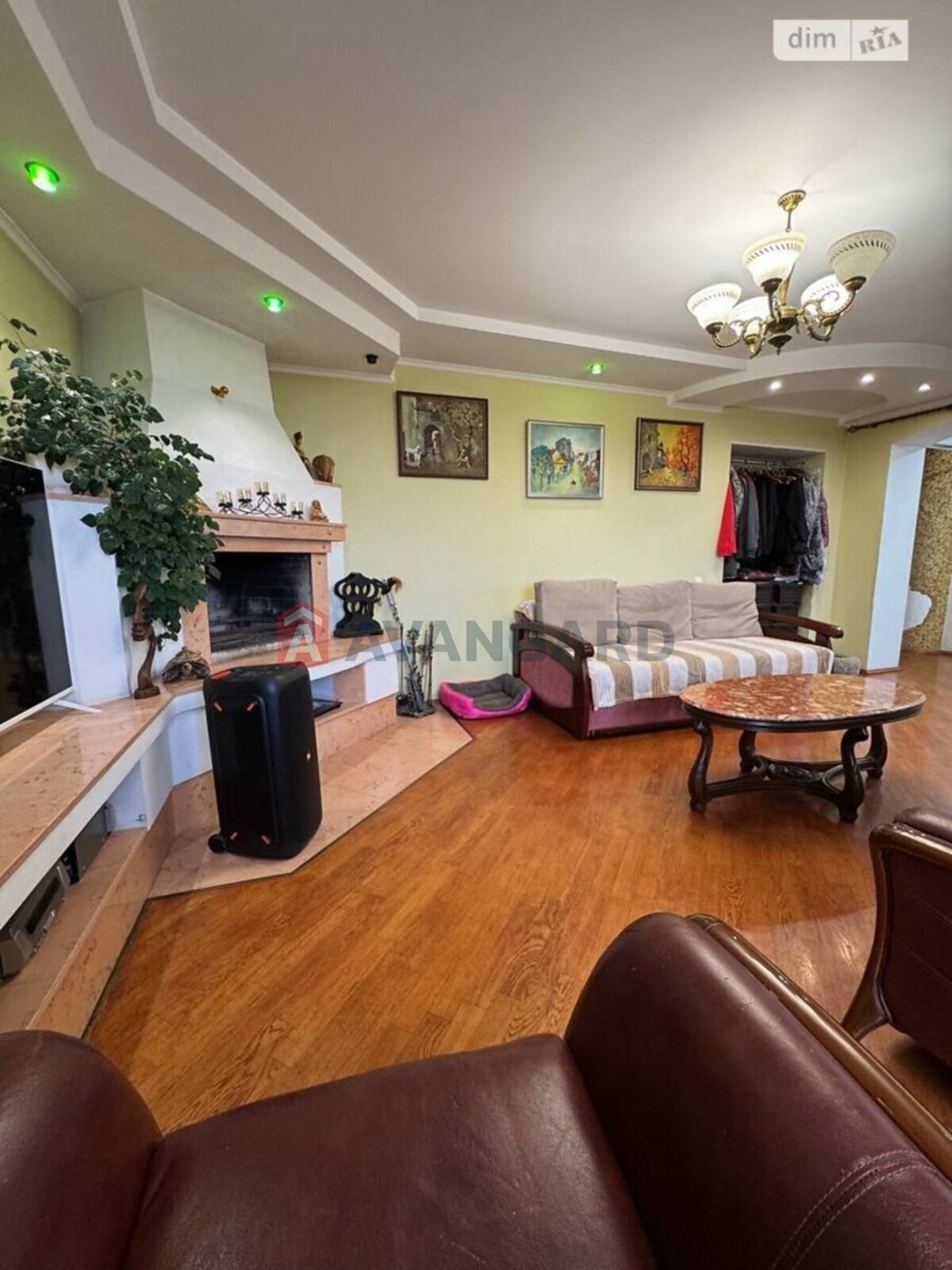 4 кім. квартира, 213/96/43 кв. м., 10/11 поверх фото 4 4 кім. квартира, 213/96/43 кв. м., 10/11 поверх фото 4