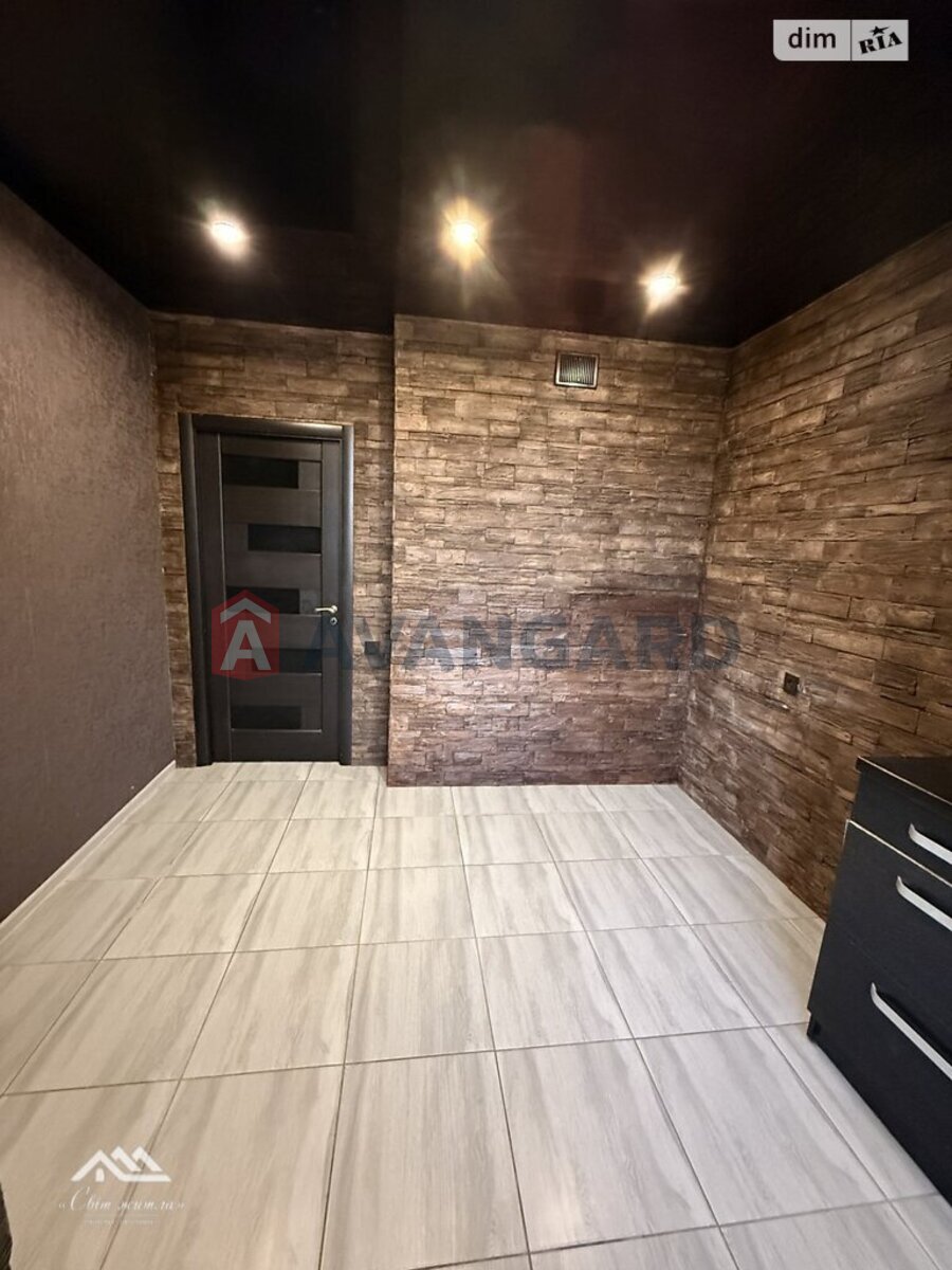 2 кім. квартира, 56/29/9 кв. м., 1/6 поверх фото 8 2 кім. квартира, 56/29/9 кв. м., 1/6 поверх фото 8