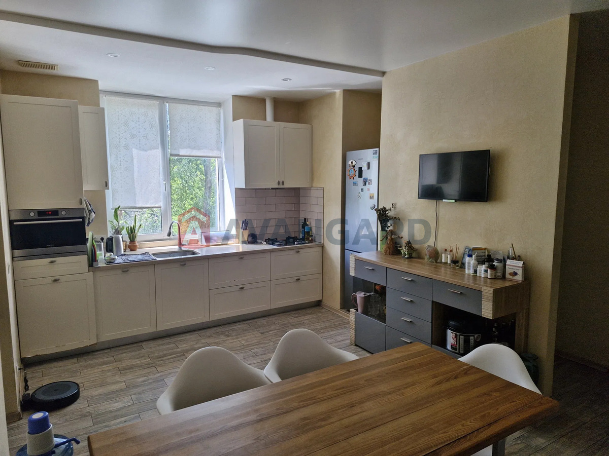 5 кім. квартира, 123/-/25 кв. м., 3/5 поверх фото 9 5 кім. квартира, 123/-/25 кв. м., 3/5 поверх фото 9