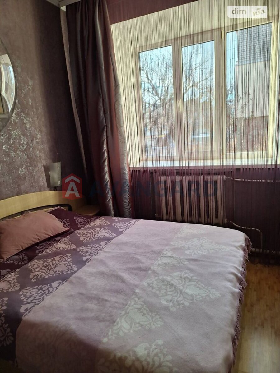 3 кім. квартира, 63/-/10 кв. м., 1/2 поверх фото 14 3 кім. квартира, 63/-/10 кв. м., 1/2 поверх фото 14