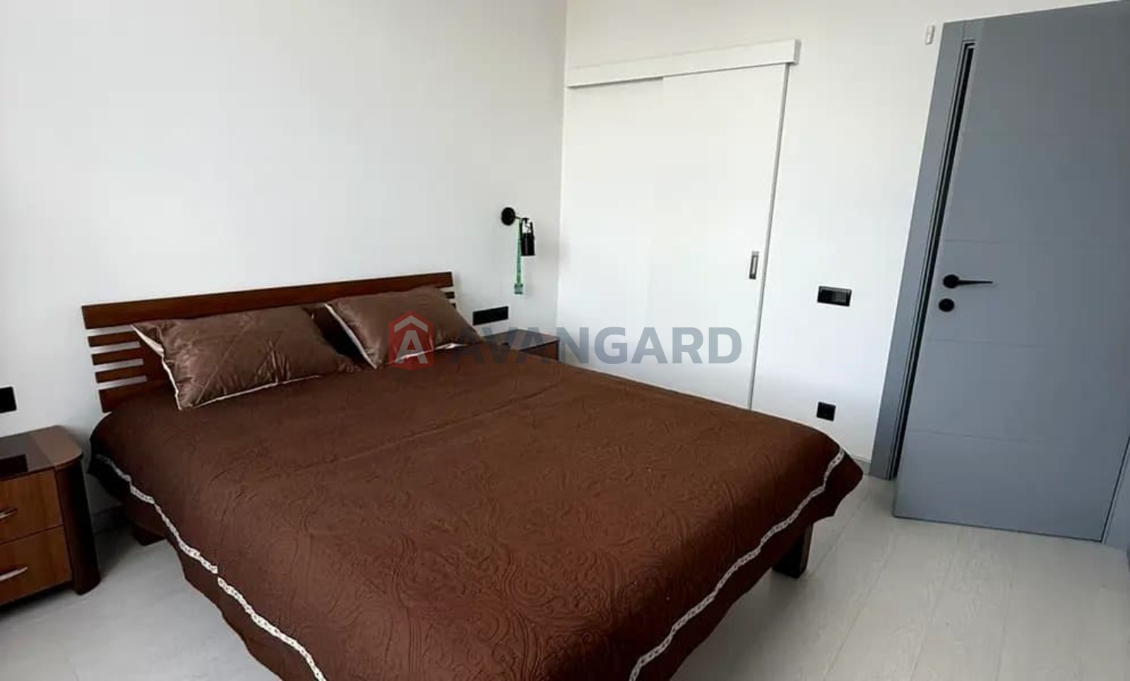 3 кім. квартира, 89/60/18 кв. м., 9/9 поверх фото 4 3 кім. квартира, 89/60/18 кв. м., 9/9 поверх фото 4