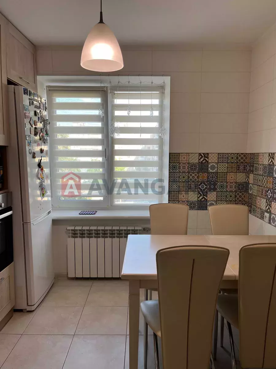 3 кім. квартира, 70/-/9 кв. м., 6/9 поверх фото 2 3 кім. квартира, 70/-/9 кв. м., 6/9 поверх фото 2