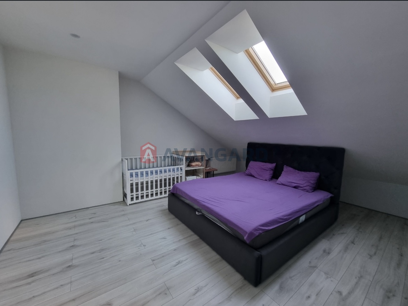 3 кім. квартира, 97/-/27 кв. м., 5/6 поверх фото 10 3 кім. квартира, 97/-/27 кв. м., 5/6 поверх фото 10